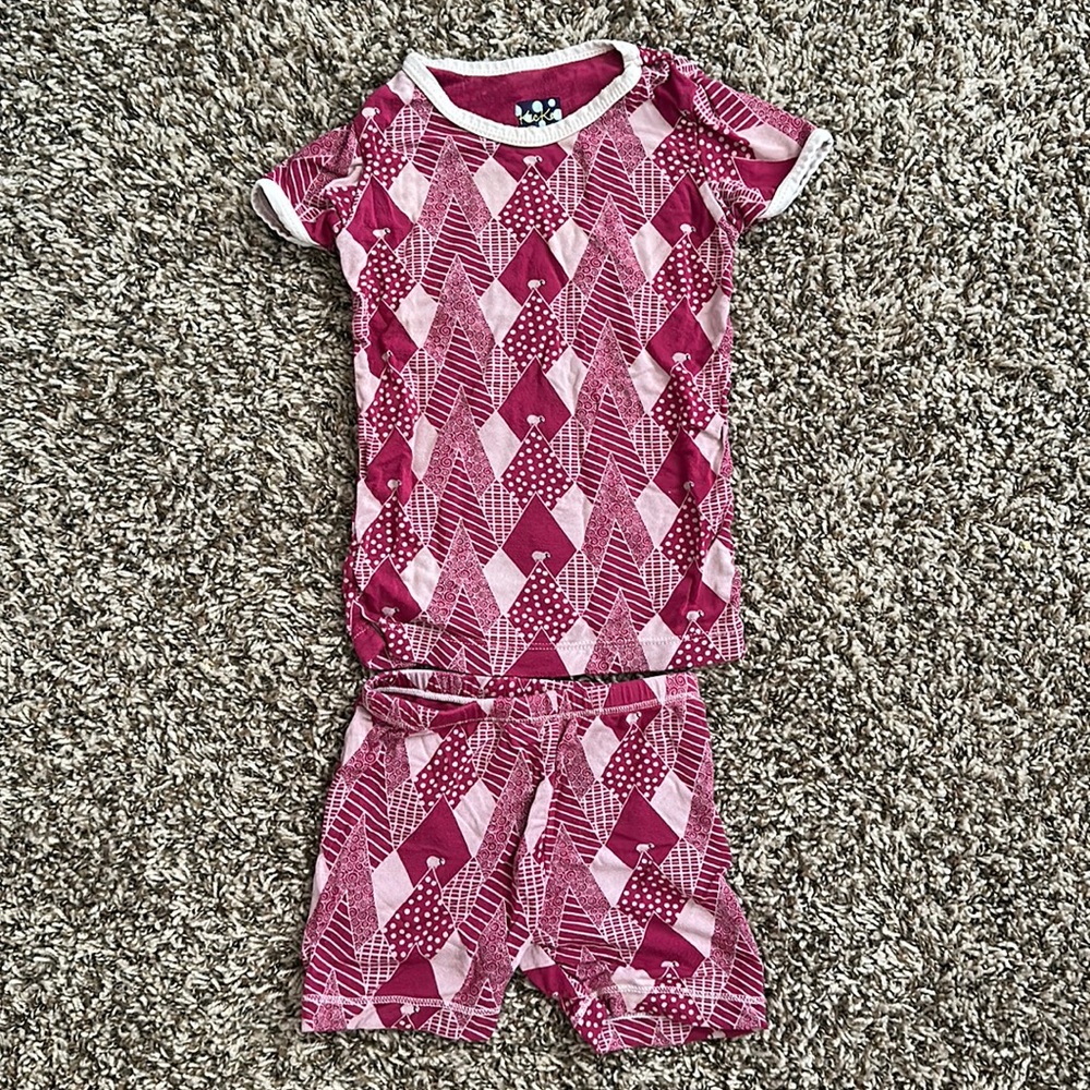2T Kickee pants pajama set